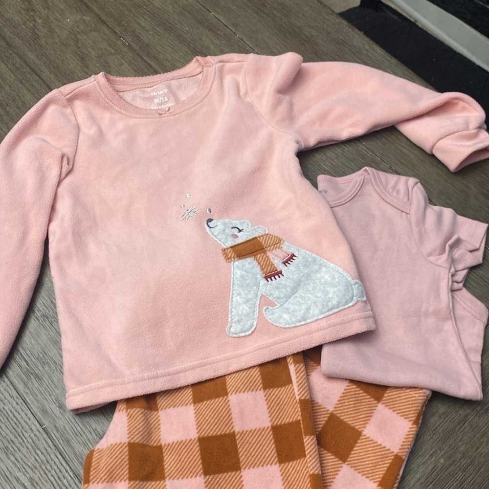 Carter’s baby girl 18 month 3pc set onesie and pants sweater
NWOT